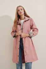 Load image into Gallery viewer, Drawstring Waist Coat
